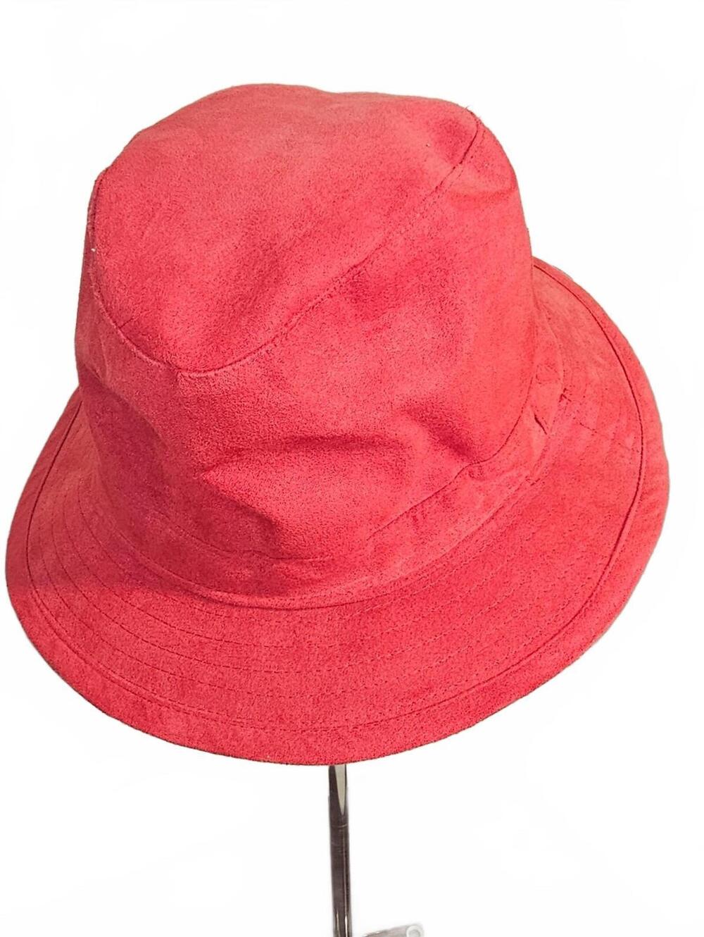 Red bucket hat - Picture 3 of 4